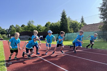 Sportovní dopoledne na Závišickém ovále